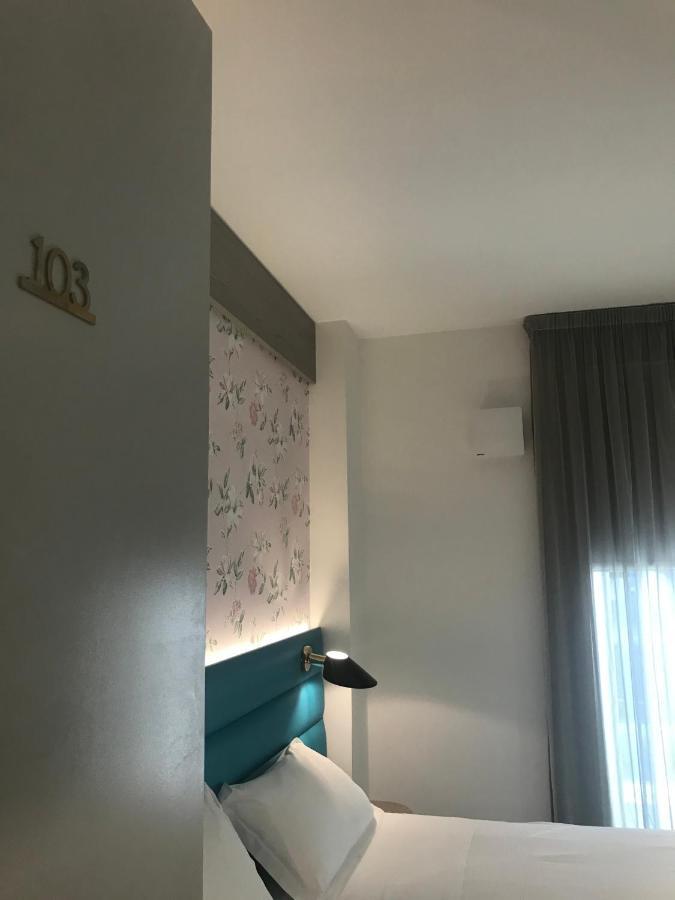 Hotel Villa Hermosa ริชโชเน ภายนอก รูปภาพ