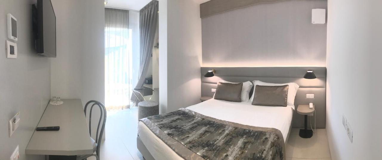 Hotel Villa Hermosa ริชโชเน ภายนอก รูปภาพ